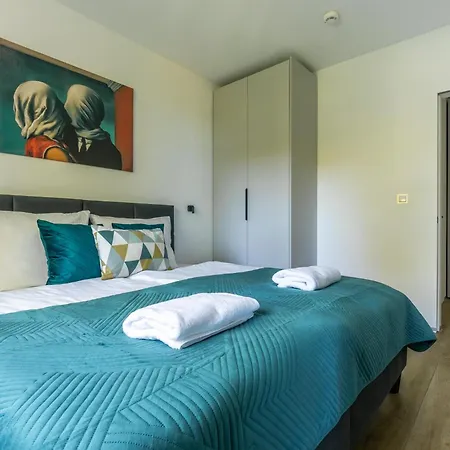 Iga Z Basenem I Saunami Karkonoce Stone Hill - Centrum * 스클라르스카포렘바