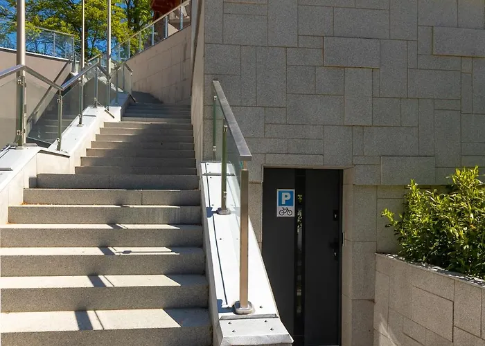 Iga Z Basenem I Saunami Karkonoce Stone Hill - Centrum Apartment *